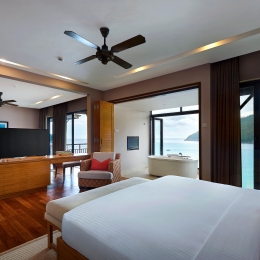 Cliff Bay Suite 