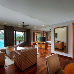 Cliff Bay Suite 