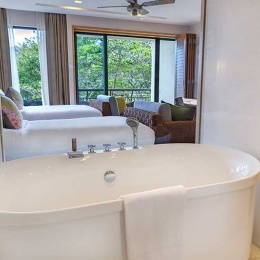 Cliff Bay Twin Bathtub